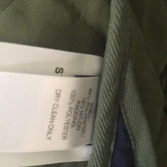 NWOT! Vineyard Vines Men’s all weather jacket. PRICE DROPPED - Picture 3 of 9